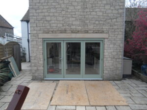 brown harome wood bi folds 003
